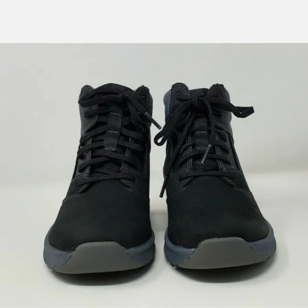 Timberland Boltero Mid Sneaker Boots Black Gray TB 0A26PT 001 Youth Size 2.5 New